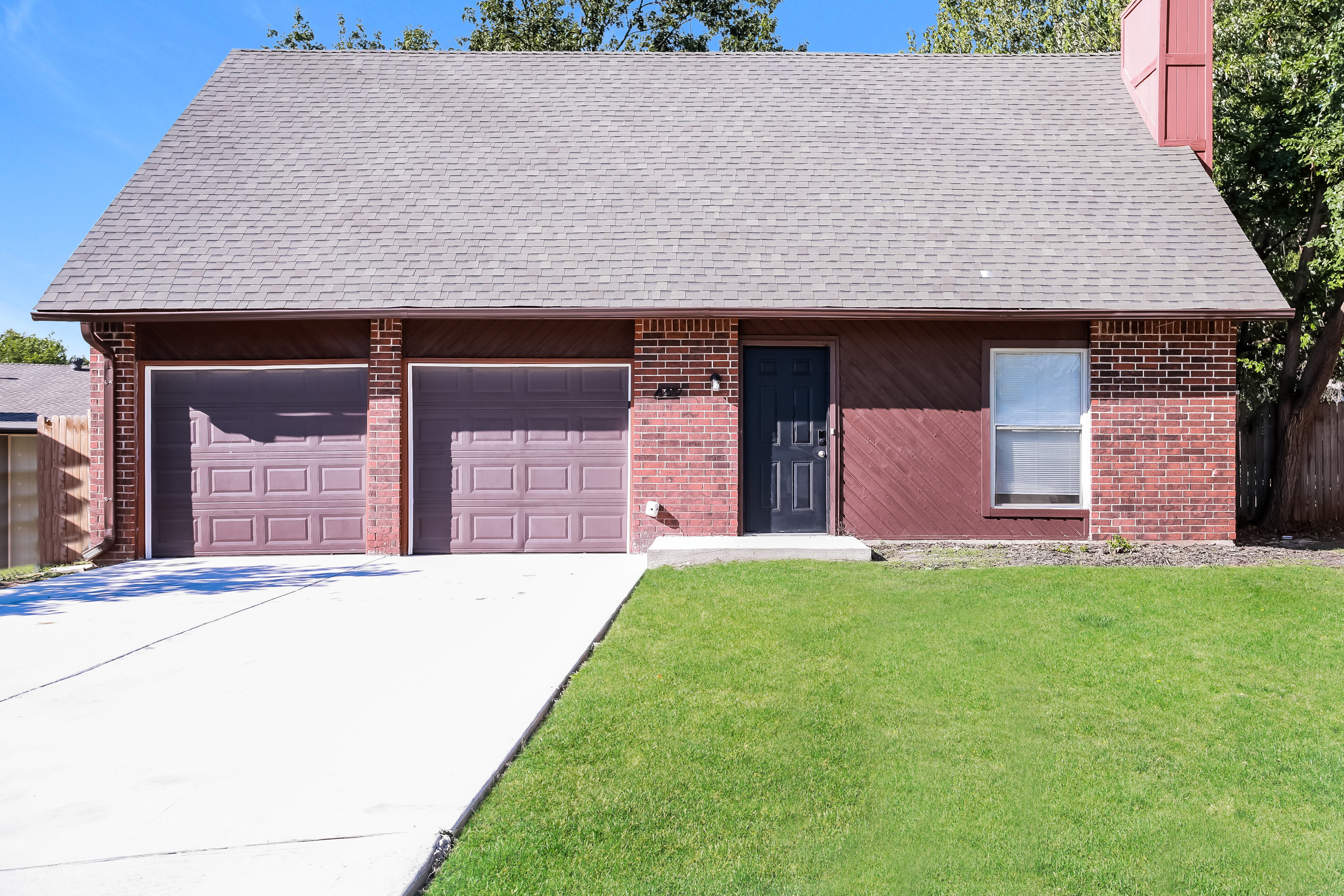 445 Larkspur Court Edmond, OK 73003